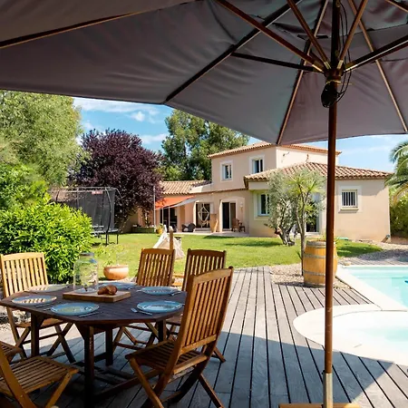 Andria Family-friendly Trampoline & Pool ヴィラ *